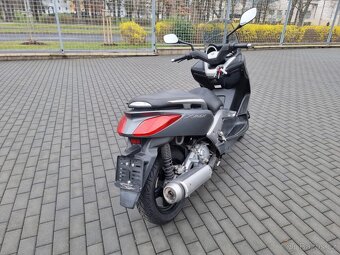 Yamaha X-Max 250 - 3