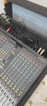 Mixážní pult ALLEN & HEATH GL2400 - 3