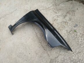 Přední pravý blatník Renault Laguna2 - 3