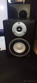 Regálovky Lenco MDV-3 - 3