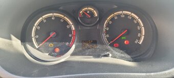 Opel Corsa - 3