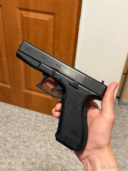 Glock 17 + kuličky, terče - 3