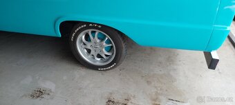 Ford F100 - 3