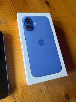 iPhone 16 - 3