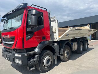 Iveco X WAY Stralis 8x4 - třístranný sklápěč + závěs - 3