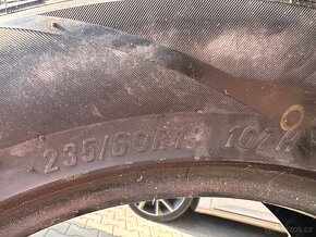 Maxis Victra snow SUV 235/60 r18 - 3