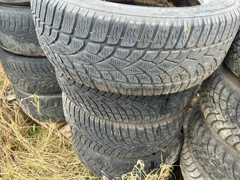 prodám zimní pneu 205/55R16 - 3
