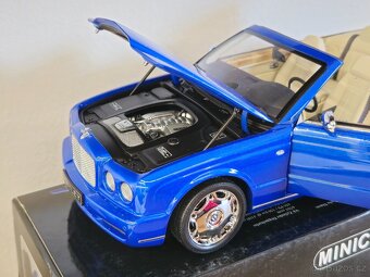 Bentley Azure 2006 1:18 Minichamps - 3