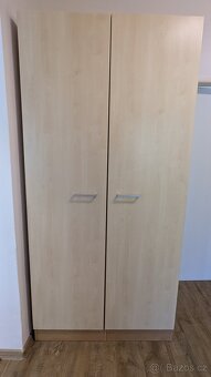 prodám sestavu - skříň, odkládací stěnu a botník - 3
