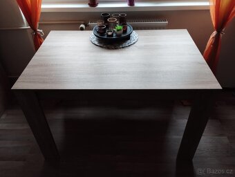Jídelní stůl se židlemi (set) - 3