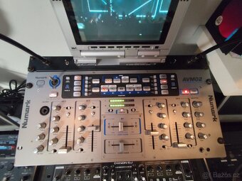 Numark AVM02 - 3