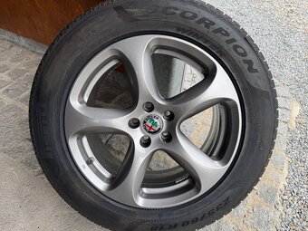 Alfa Romeo Stelvio - 3