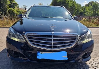 Mercedes E200 - 3