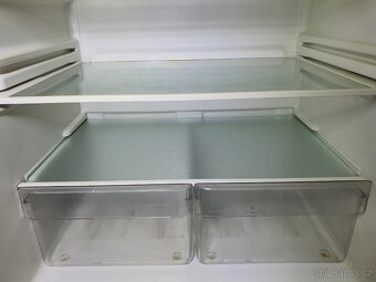 značková lednice BOSCH s mrazákem - 3