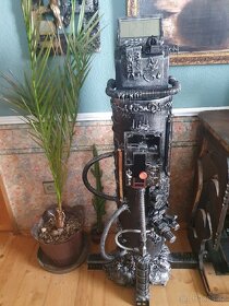 Sloupové hodiny Zoda Mikalazoda - 3