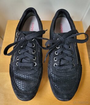 Dívčí celoroční tenisky s Gore-Tex zn. Superfit, vel. 35 - 3