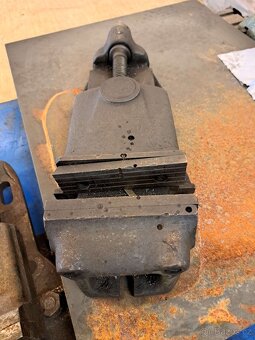 Strojní Svěráky - Různé Typy a Velikosti - 3