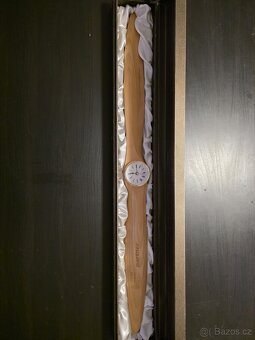 Dřevěné designové hodiny (vrtule) v dárkové krabičce - 3