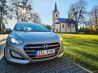 HYUNDAI I30 COMBI 1.6 CRDI 2016 81 kW 95 000 KM NÁJEZD - 3
