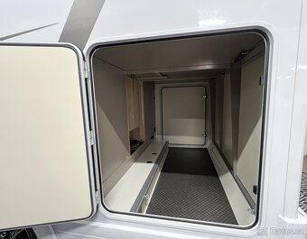 EURA MOBIL PROFILA RS 695 EB 2025 - 3