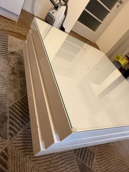 Stolek bílý lesk - 3