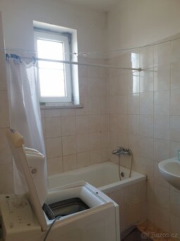 Pronájem bytu 1+kk Povel - 3