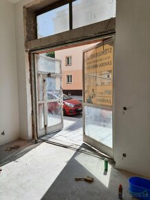 Výloha / dveře / vrata - 3