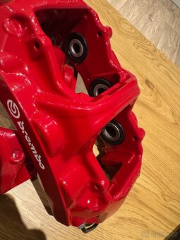 Brembo brzdové třmeny - 3