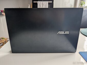 Asus Zenbook 13 OLED - 3