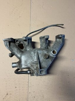 Sací potrubí BMW M10 E10 2002 - 3