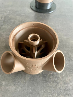 Hydroponická věž - 8 pater / 24 rostlin - 3