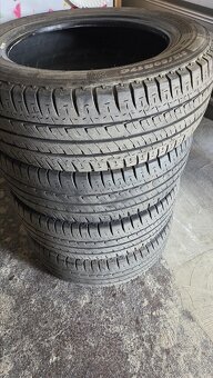 Letní pneu Michelin Agilis 215/60/R17C - 3