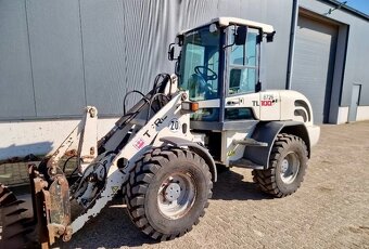 KLOUBOVÝ NAKLADAČ TEREX TL 100 - 3