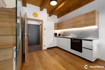 Prodej luxusního mezonetový bytu 3+KK s terasou a parkováním - 3