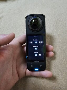 Kamera insta 360 x4 - 3