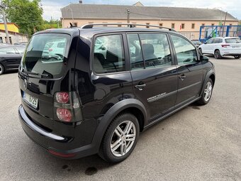 Volkswagen Touran CROSS 1.6 mpi - 3