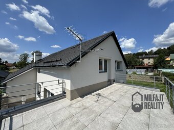 Pronájem bytu 2+1, 60 m2 , terasa, zahrada, parkování - Jabl - 3