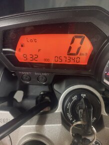 Motocykl Yamaha fz1 - 3