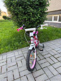 Dívčí kolo “16” - 3