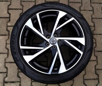 Alu kola originál Volvo XC40 5x108 R20 - 3