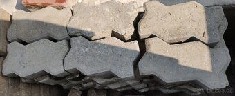 Betonová dlažba - zbytky. Levně. - 3