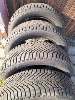 Zimní Pirelli 195 60 R 18 96 H M+S Winter 2 Cinturato, 4 ks - 3