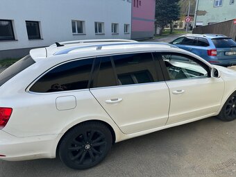 Auto - 3