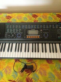 KLávesy s dynamickou klávesnicí  Casio CTK-611 - 3
