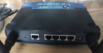 Prodám Wireless router LINKSYS WRT54G - 3