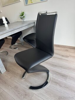 Kuchyňský stůl a 4 židle - 3