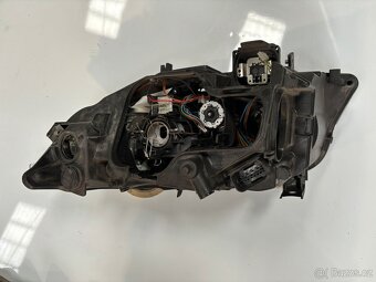 Bixenon BMW F10/F11 - 3