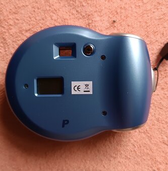 Foťák digi 300k pixels - 3