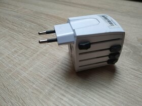 Mezinárodní adaptér do elektřiny - 3