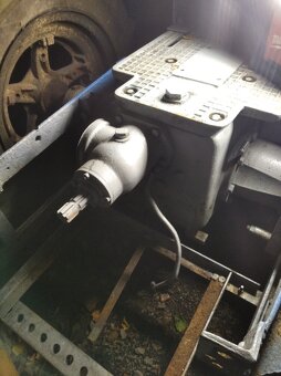 Prodám kulatou převodovku na ZETOR25N - 3